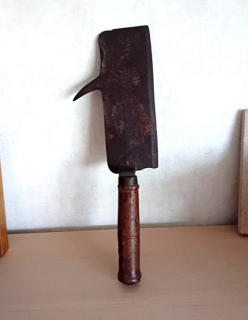 feuille de boucher ancienne, Enlèvement