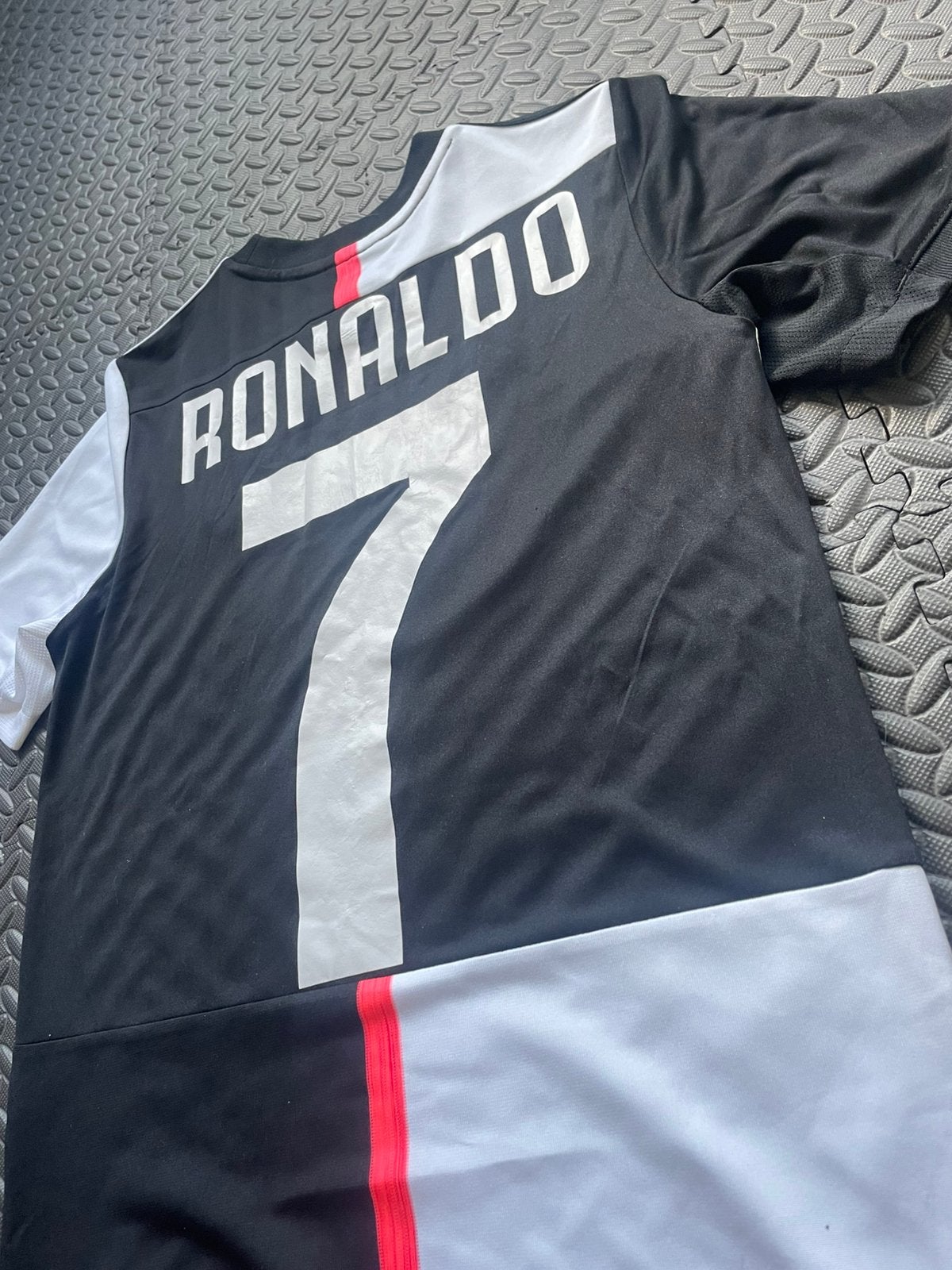 Maillot Juventus 19/20 #7 Ronaldo, Envoi, Comme neuf, Garçon, Chemise ou À manches longues