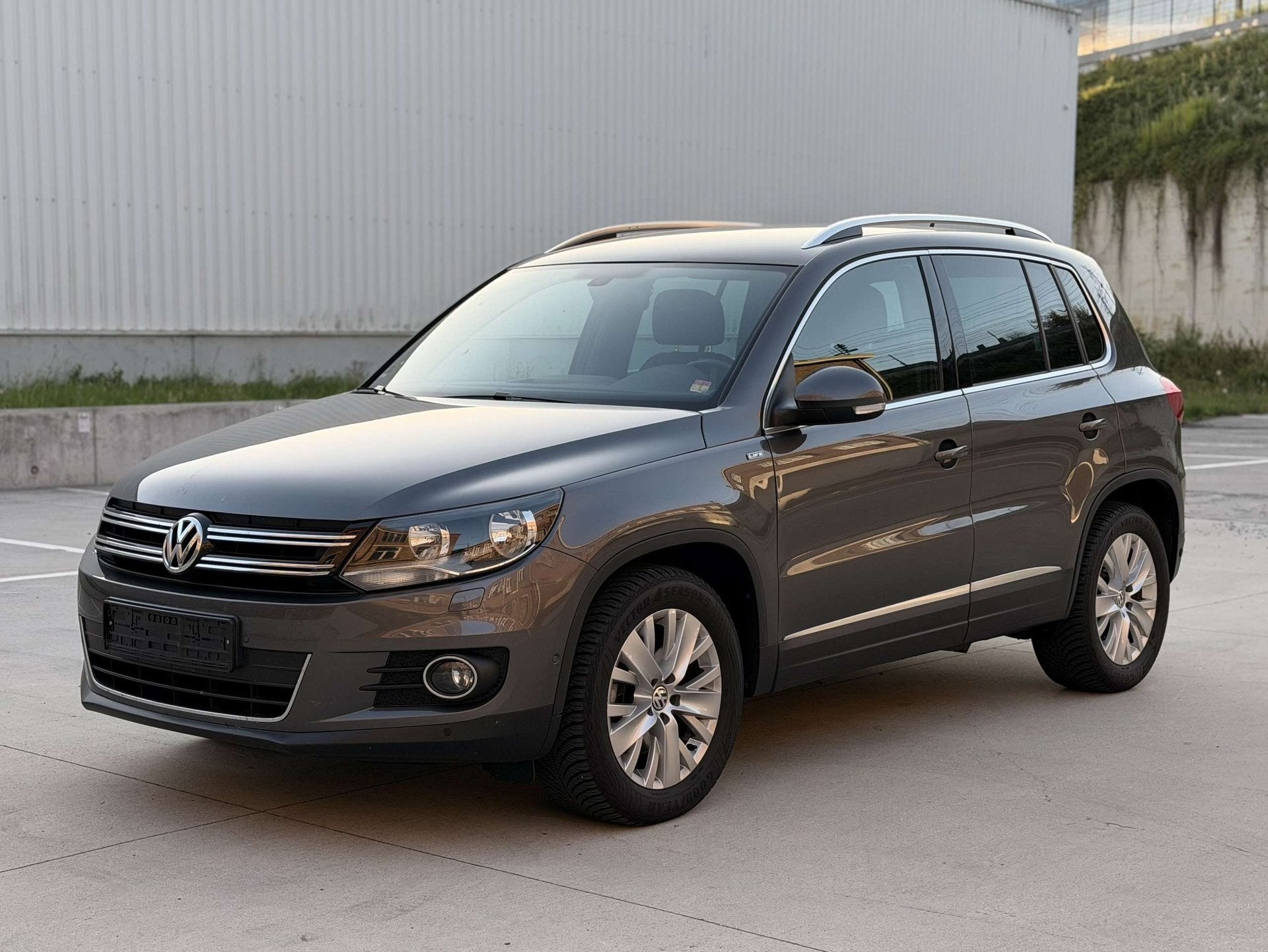 Volkswagen Tiguan 1.4 TSI DSG • EERSTE EIGENAAR • GARANT, Auto's, Automaat, Euro 5, Stof, Gebruikt