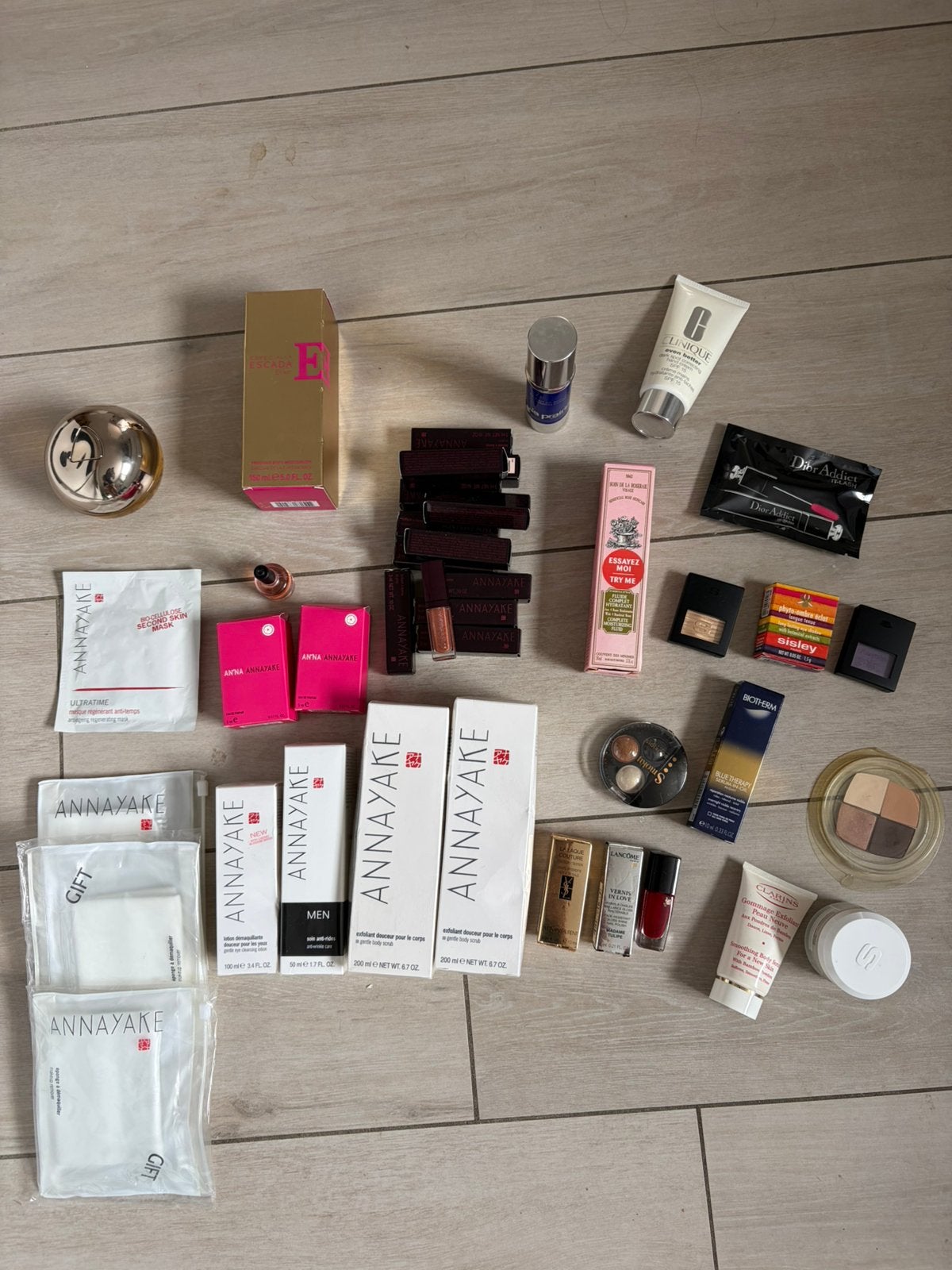 Pakket parfum, lichaamsverzorging…, Bijoux, Sacs & Beauté, Beauté | Cosmétiques & Maquillage, Enlèvement ou Envoi, Comme neuf
