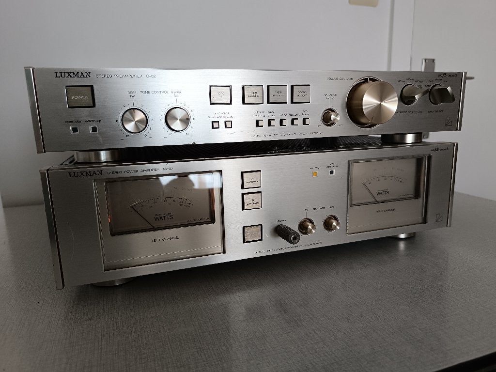 Luxman C-02 + M-02, Audio, Tv en Foto, Versterkers en Ontvangers, Overige merken, Gebruikt, Ophalen of Verzenden, 120 watt of meer
