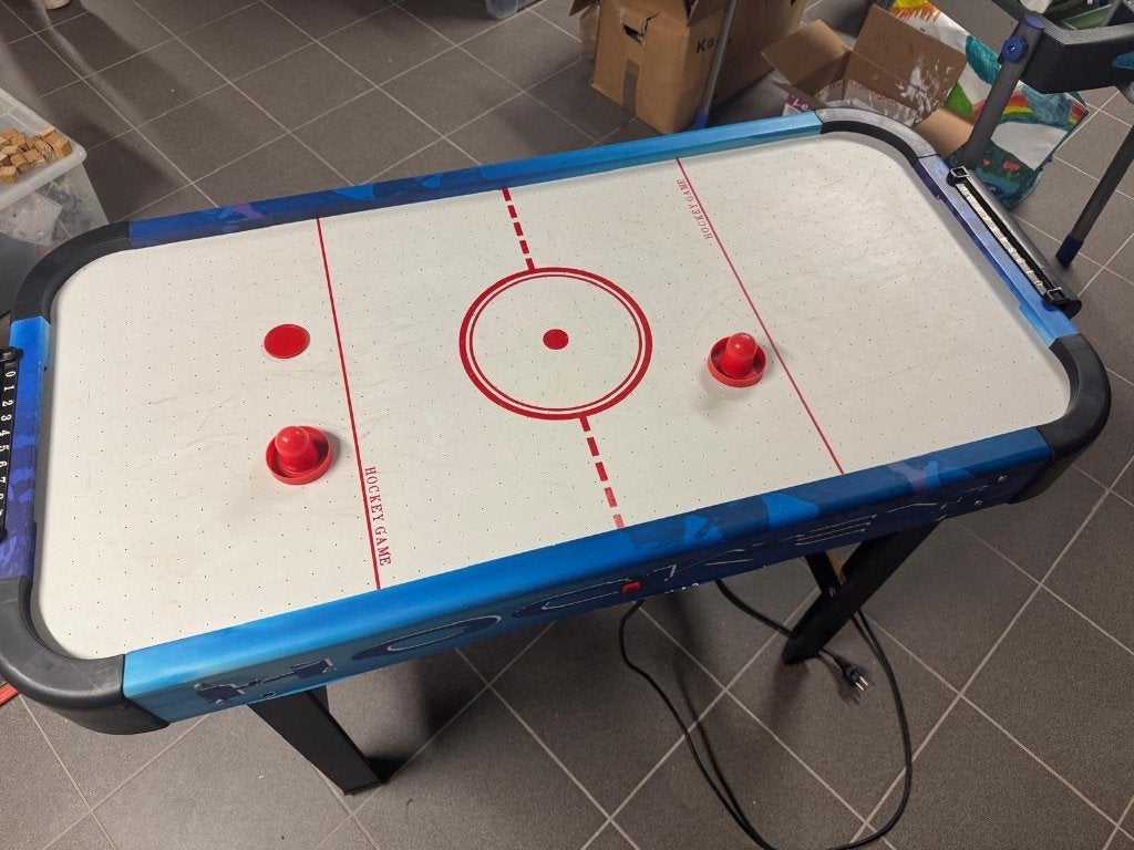Table de hockey sur air, Enlèvement, Utilisé