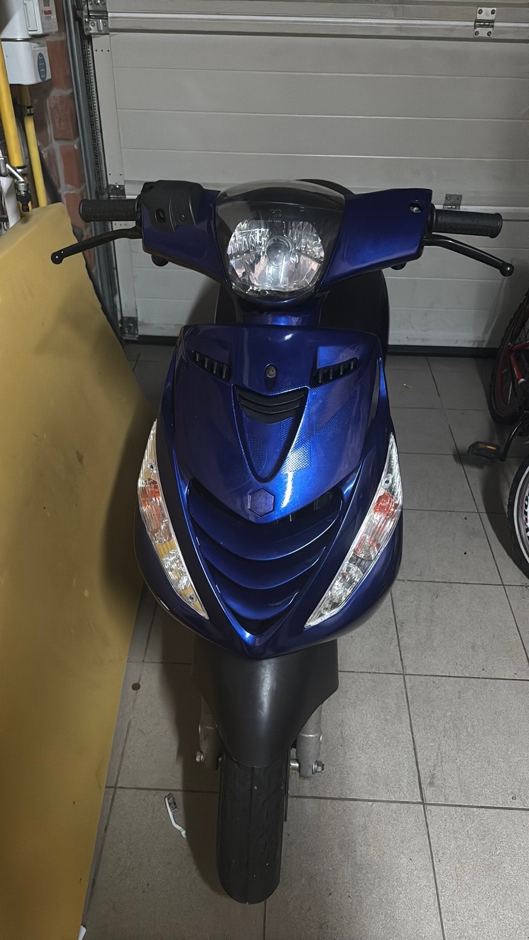 Piaggio Zip 50cc iGet A-Klasse E5 | 2021, Fietsen en Brommers, Ophalen, Gebruikt, Zip, Klasse A (25 km/u)