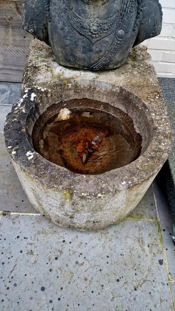 Oude arduinen voederbak., Tuin en Terras, Ophalen