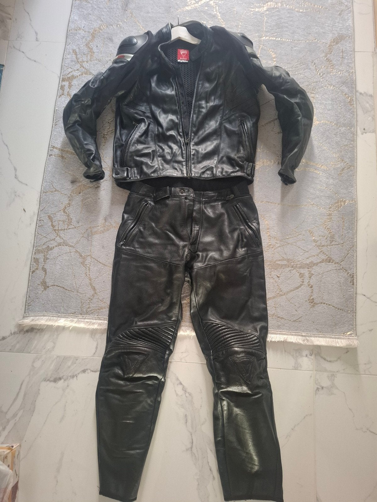 Cuir moto Ducati Dainese, Motos, Enlèvement, Combinaison
