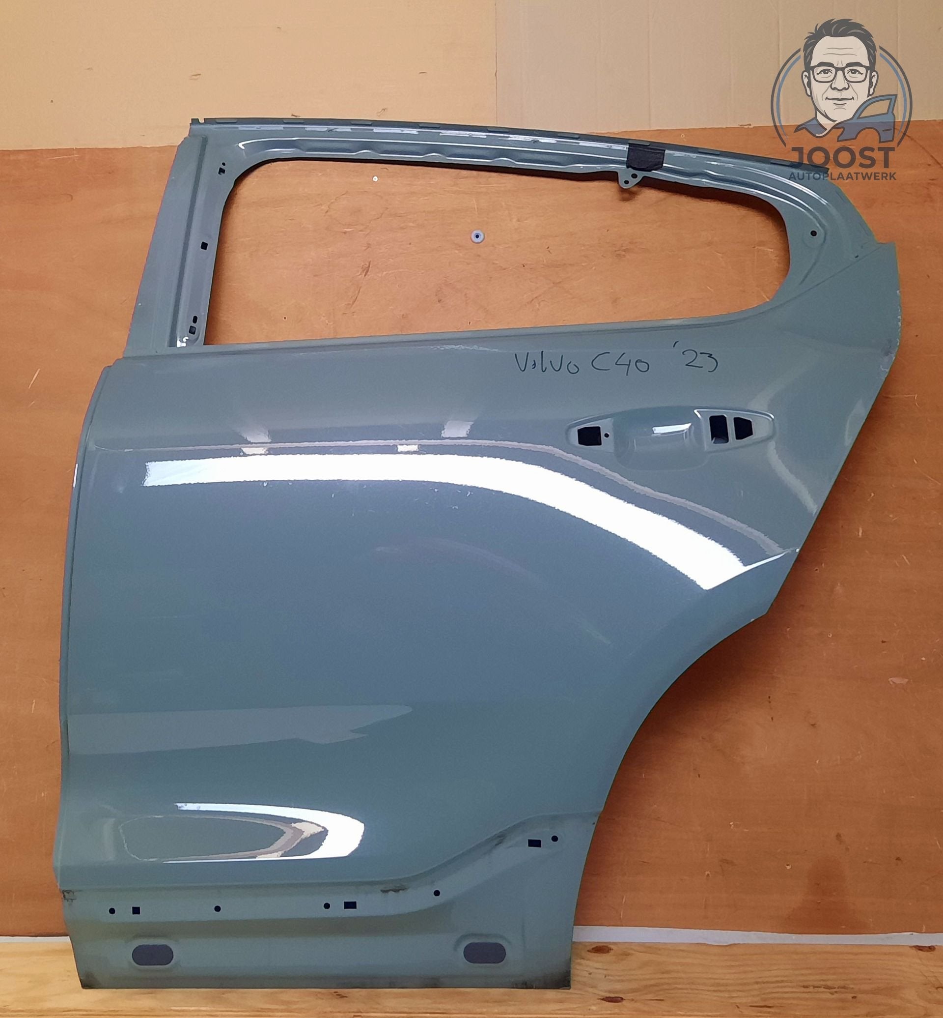 Portier deur linksachter Volvo C40 EC40 vanaf 2021, Gebruikt, Herkomst onderdeel bekend, -SE-405 31 Göteborg, Zweden, Ophalen of Verzenden