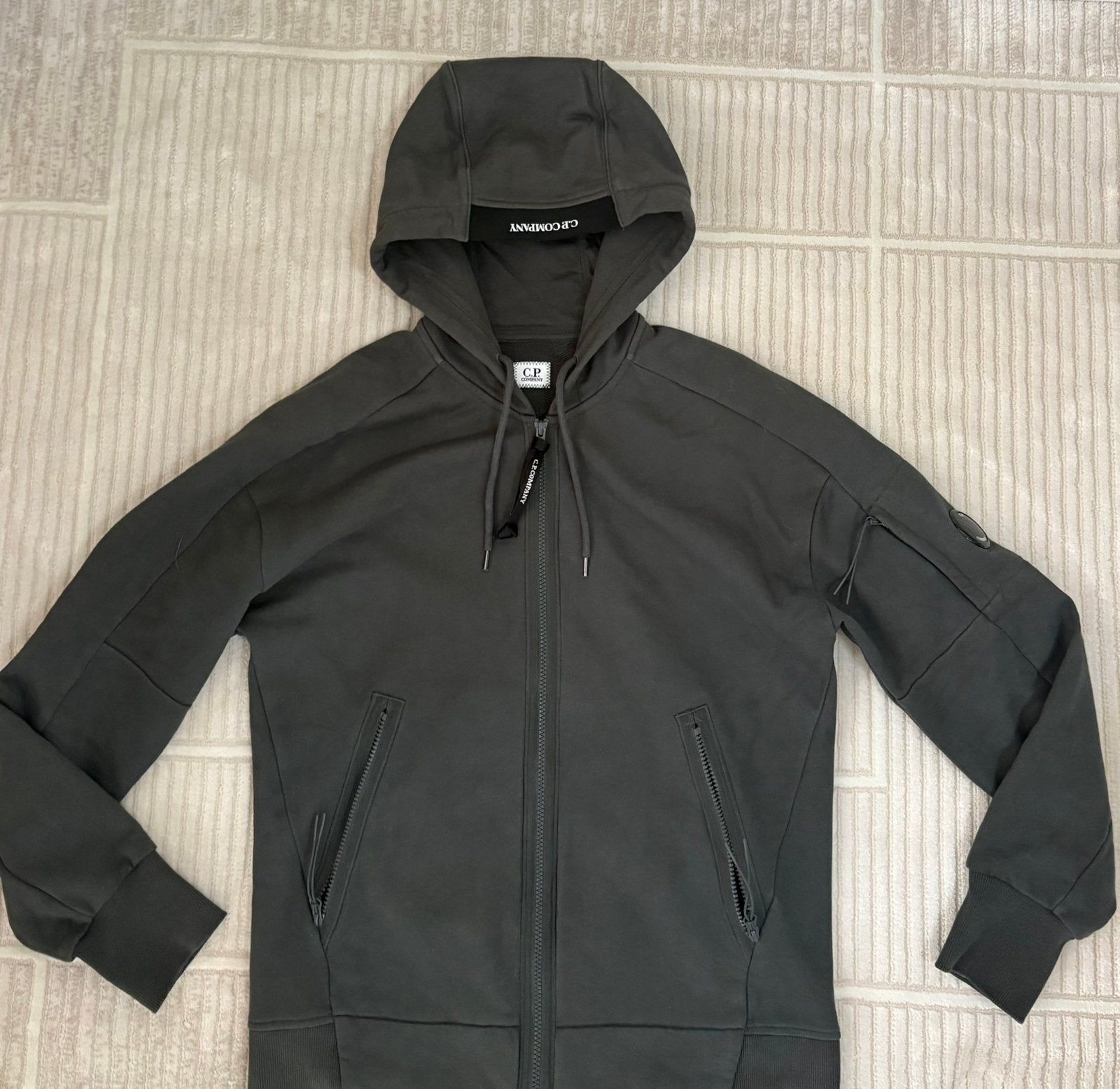 C.P Company vest, Kleding | Heren, Truien en Vesten, Ophalen of Verzenden, Zo goed als nieuw, Grijs