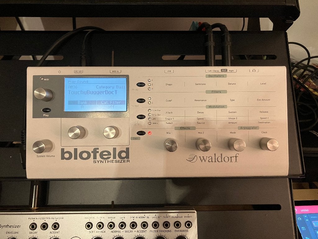 Synthé Waldorf Blofeld (desktop white), Musique & Instruments, Enlèvement ou Envoi, Comme neuf, Autres marques