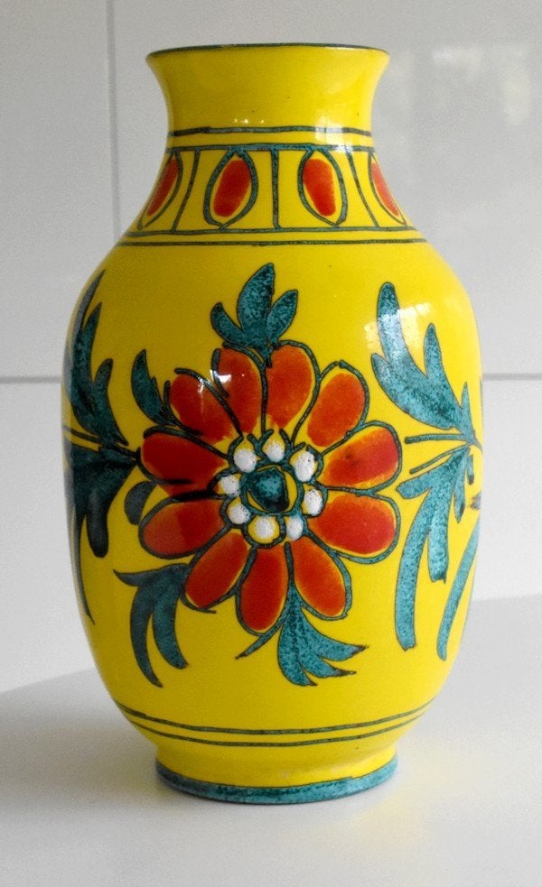 Rare vase en céramique en Italie, Enlèvement