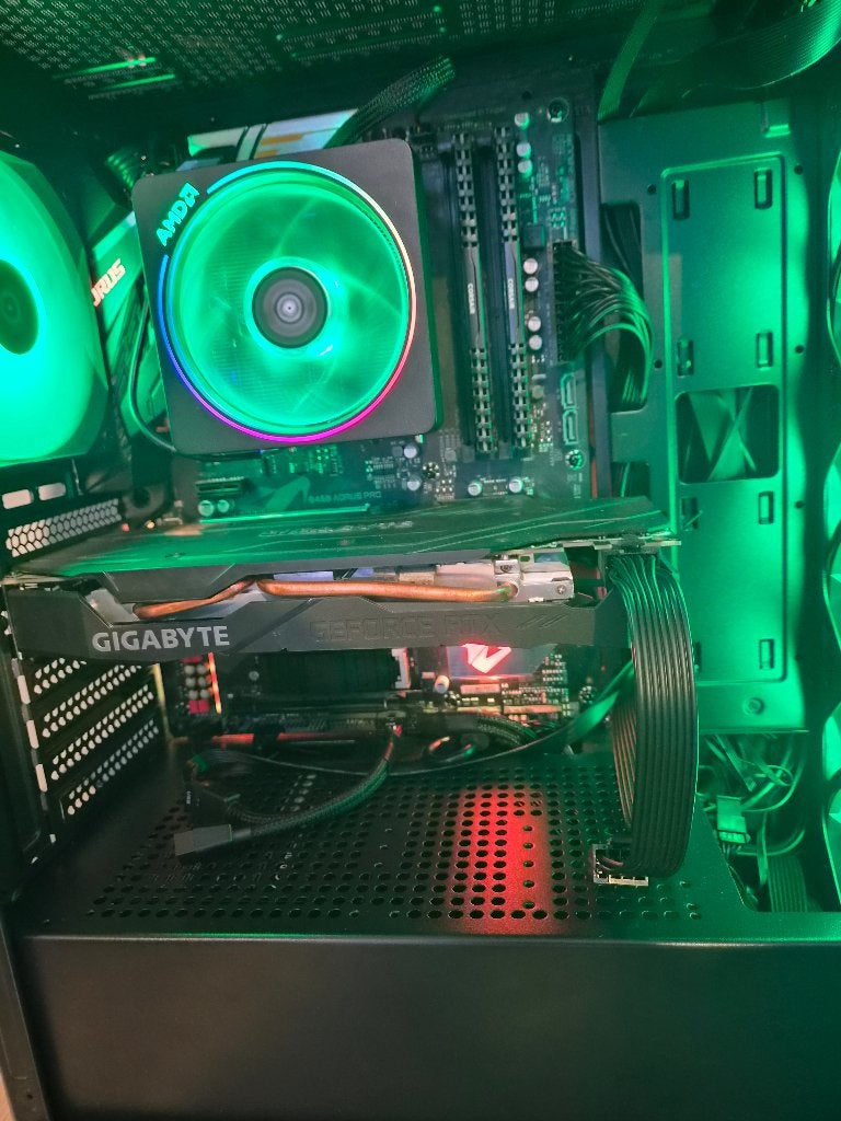 bijna nieuwe game pc, Informatique & Logiciels, Ordinateurs de bureau, Custom Gaming Pc, Gaming, HDD, 1 TB