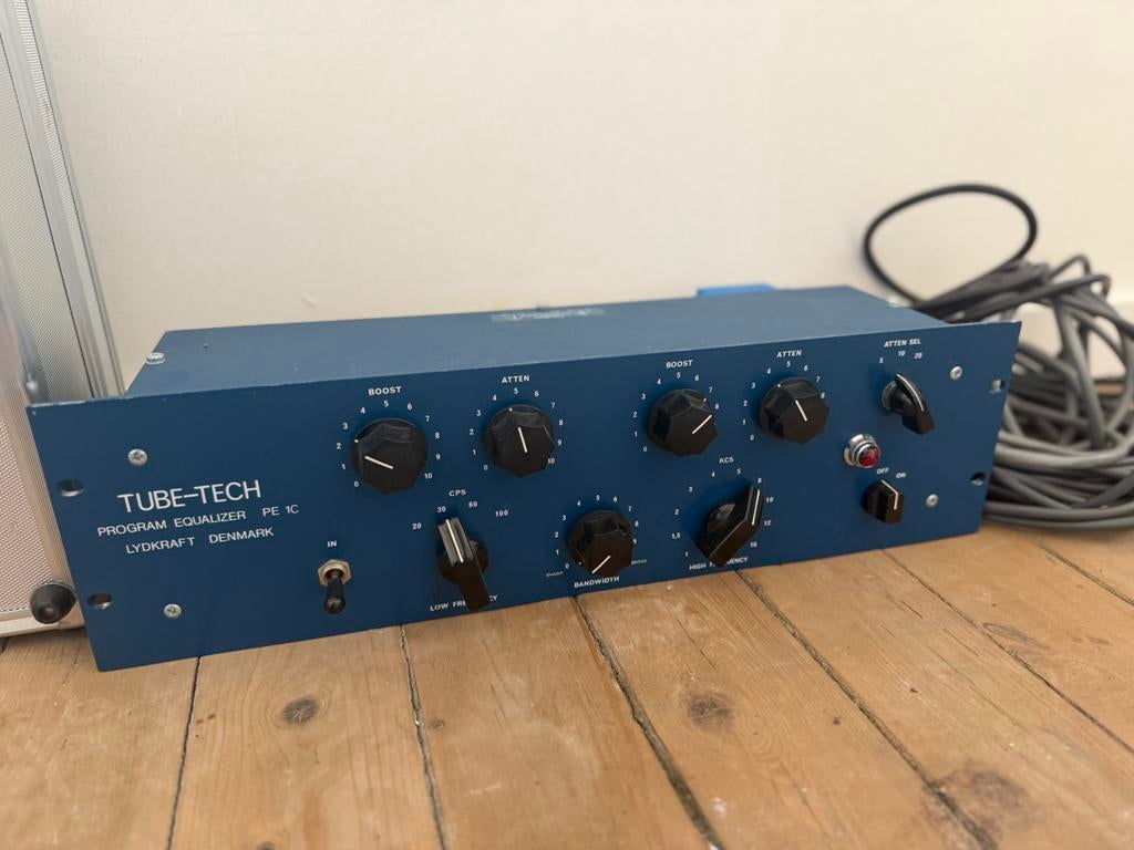 Tube tech tubetech PE1C, Audio, Tv en Foto, Professionele apparaten, Ophalen of Verzenden, Zo goed als nieuw