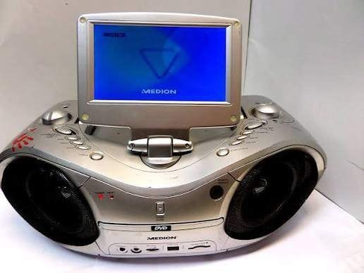Draagbare radio CD DVD USB speler met scherm, Ophalen, Zo goed als nieuw, Overige merken, Met radio