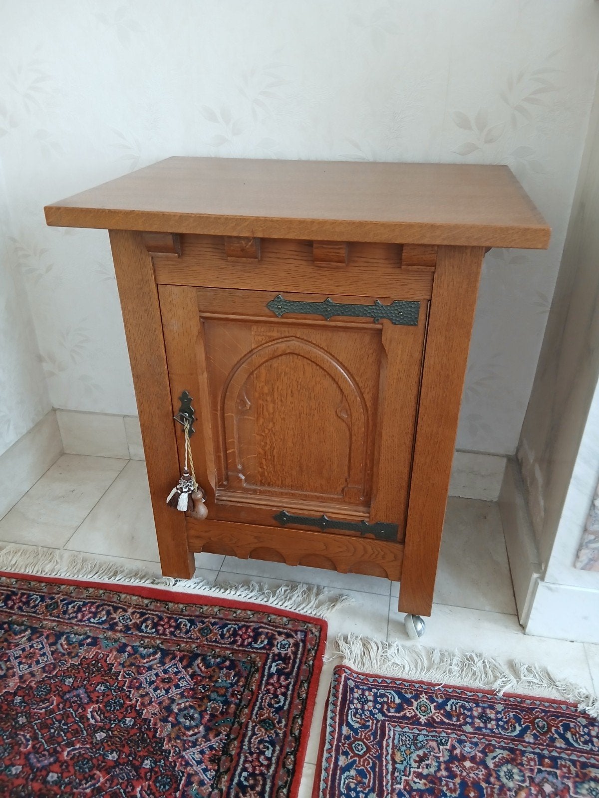 eiken kastje, Huis en Inrichting, Woonaccessoires | Overige, Ophalen