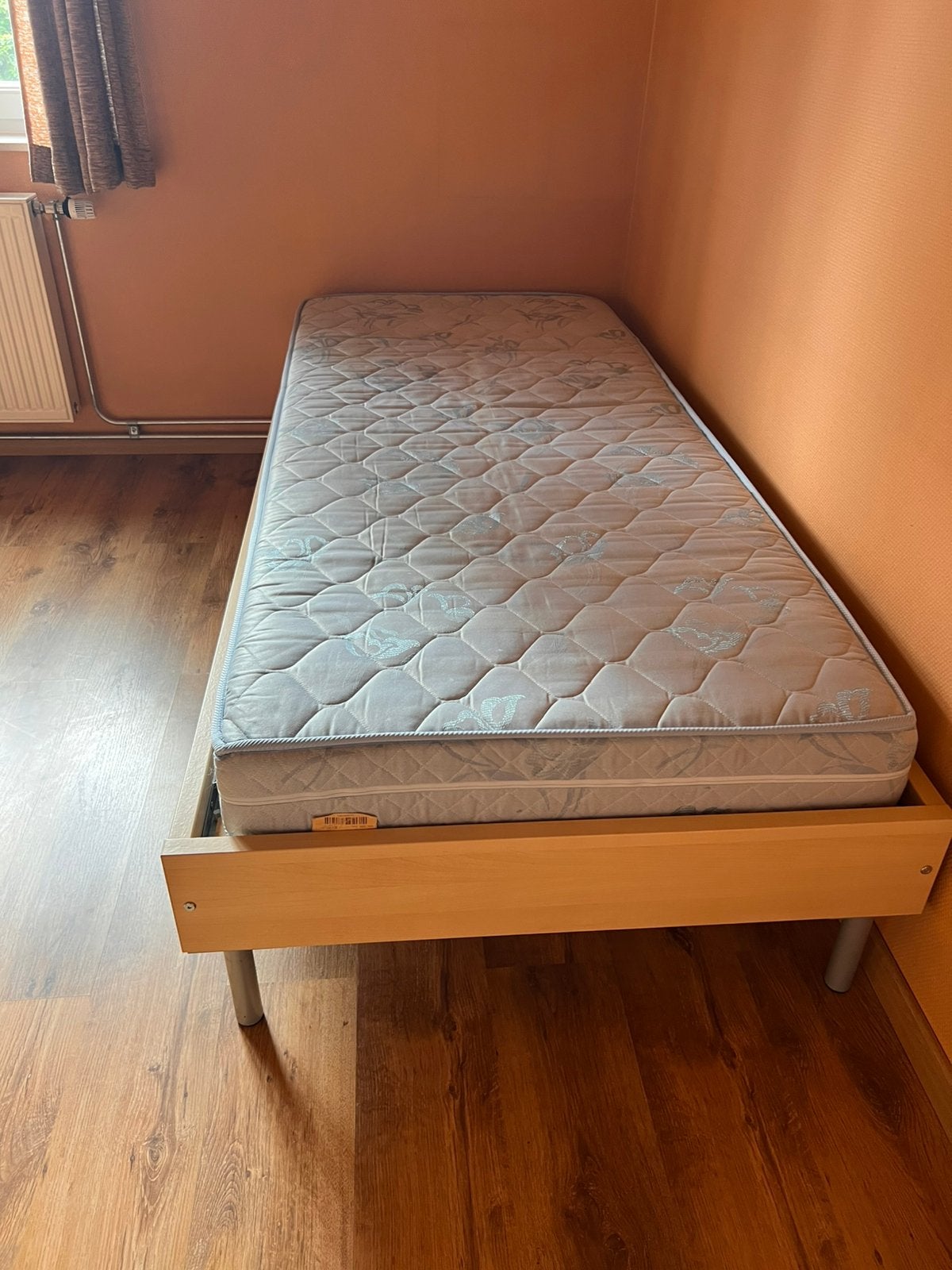 Lit pour 1 personne, Enlèvement, Comme neuf, Bois