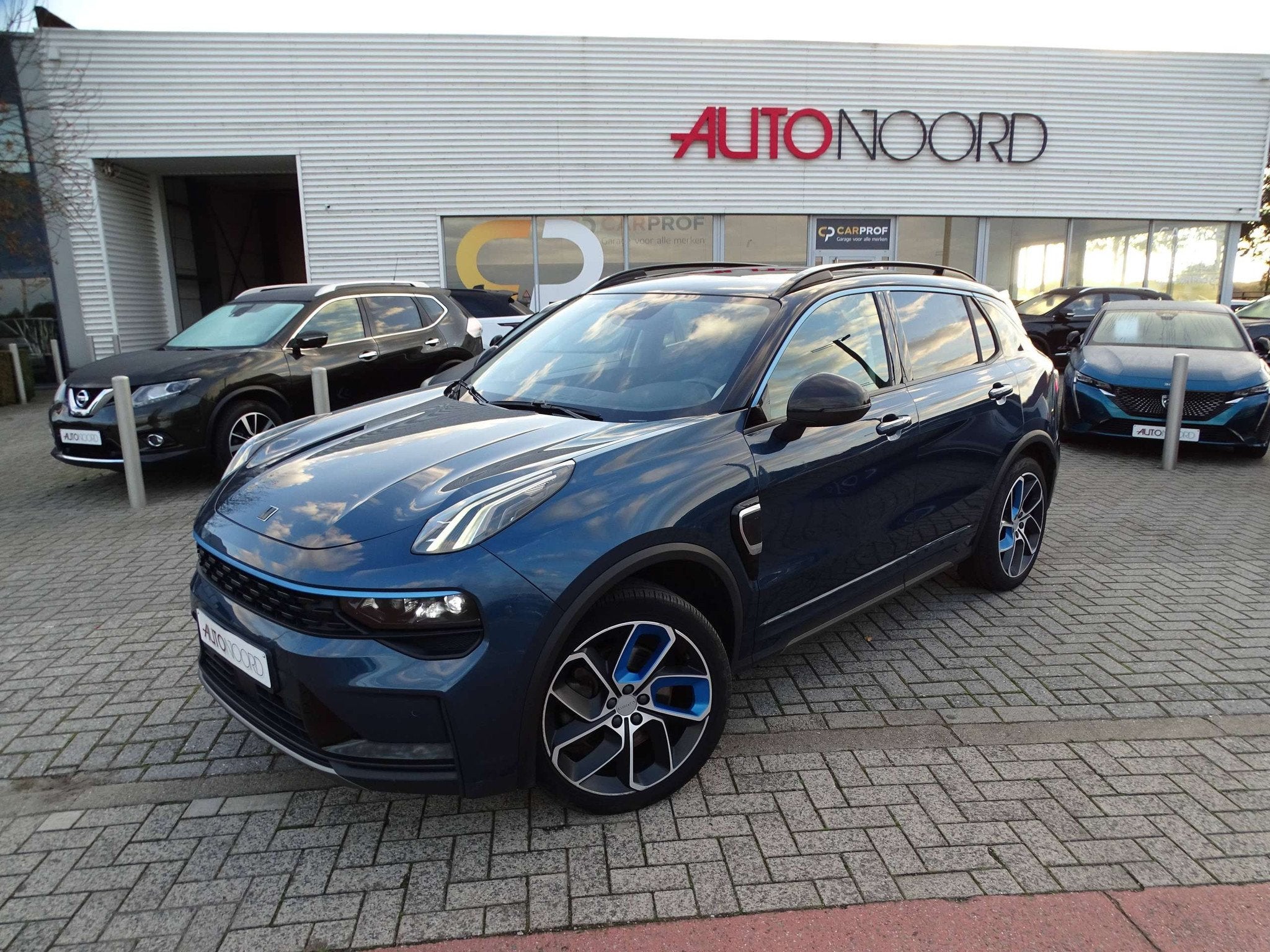 Lynk & Co 01 01 PHEV 1.5 Turbo * FULL OPTION! (automatique), Autos, Achat, 261 ch, Euro 6, Entreprise