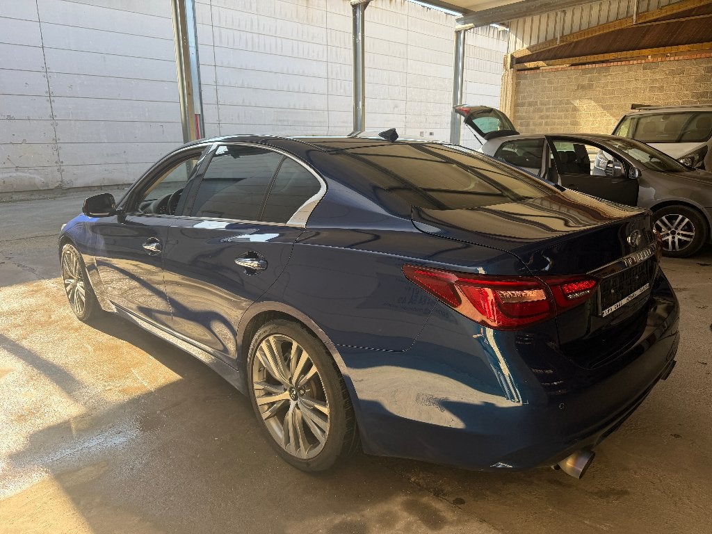 Infinity Q50S 3.5 Hybride V6 Fase 2 Facelift 364 PK, Auto's, Automaat, Dealer onderhouden, https://public.car-pass.be/vhr/21ad61a3-290d-4426-9c28-688676ff251b