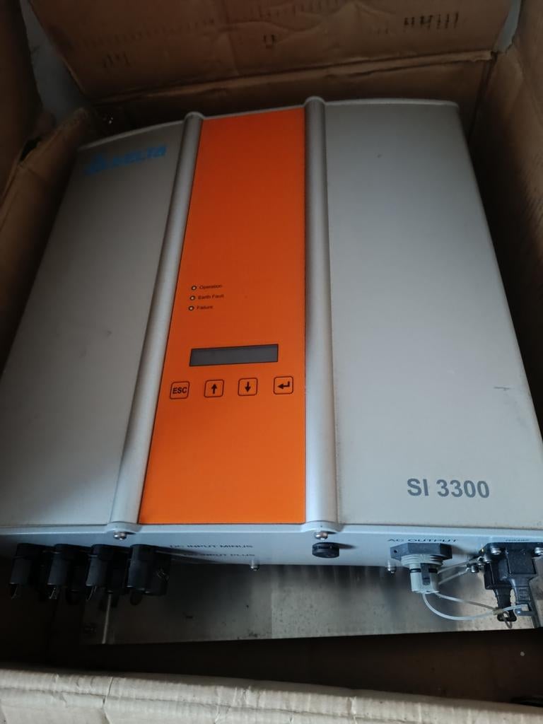 Onduleir pour panneaux solaire, Bricolage & Construction, Panneaux solaires & Accessoires, Enlèvement