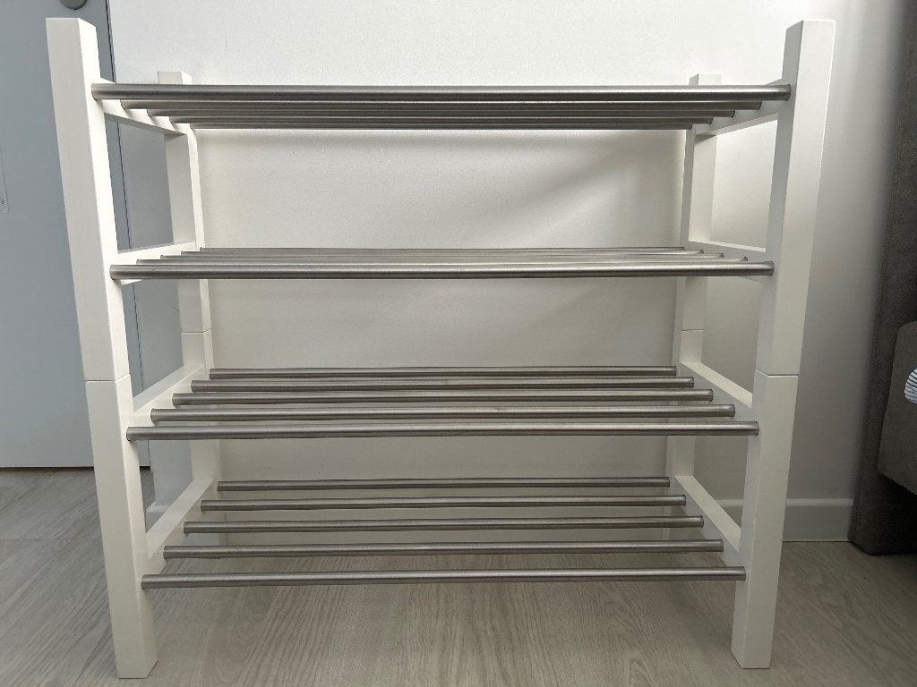Set van 2 witte TJUSIG schoenenrekjes, Ophalen, Zo goed als nieuw