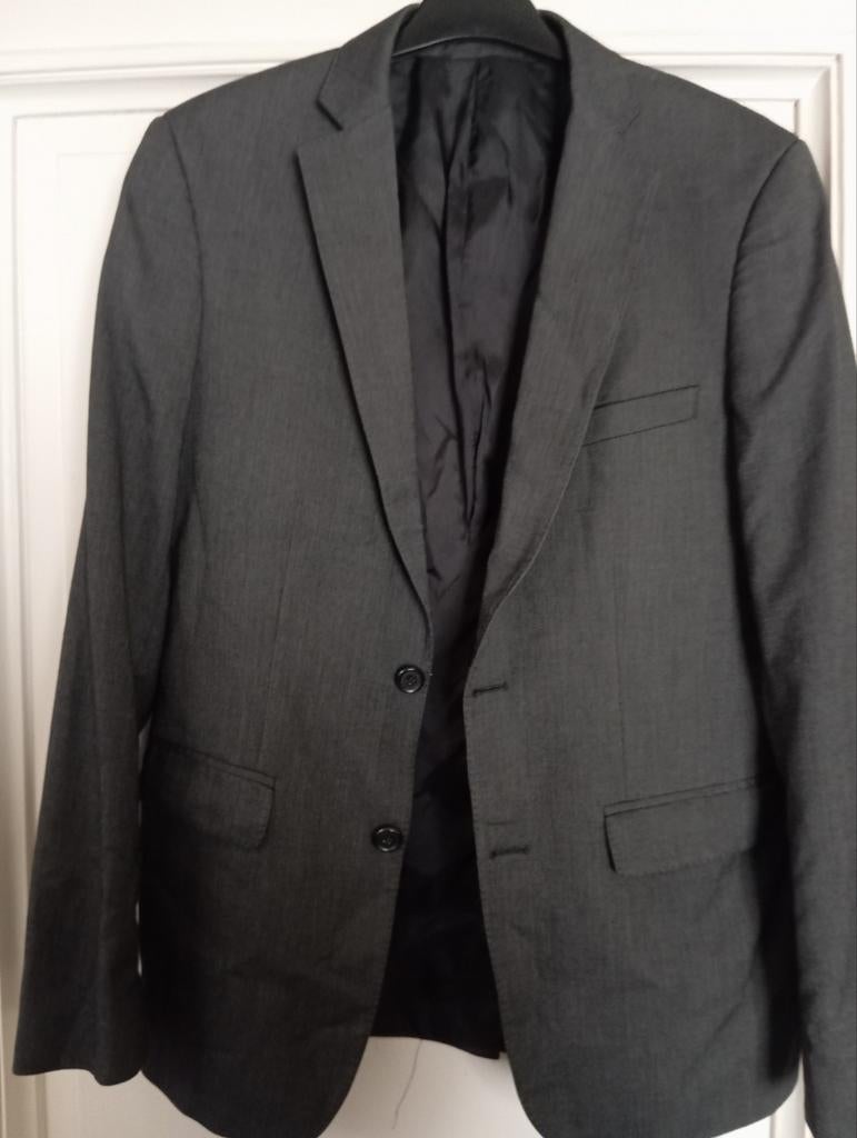 ZARA man basic: donkergrijze colbert, made in Egypt, maat 46, Kleding | Heren, Kostuums en vesten, Ophalen of Verzenden, Maat 46 (S) of kleiner
