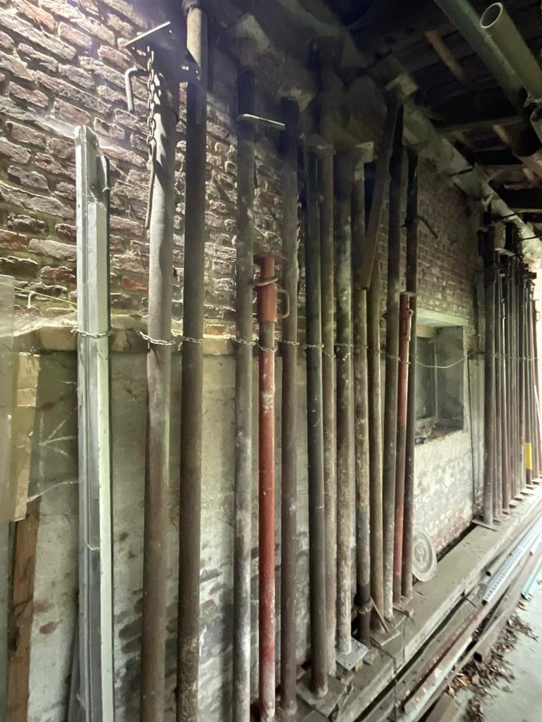 25 stutten, Doe-het-zelf en Bouw, Steigers, Ophalen, Gebruikt