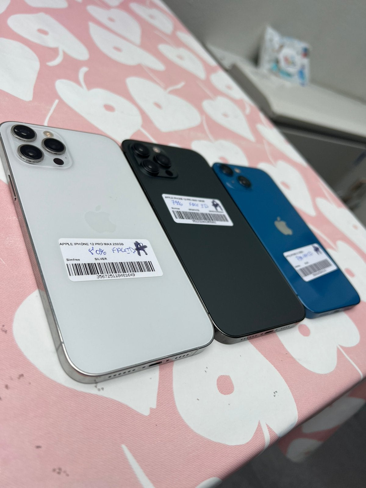 Lot de 3 iPhones, Télécoms, Enlèvement ou Envoi, Comme neuf