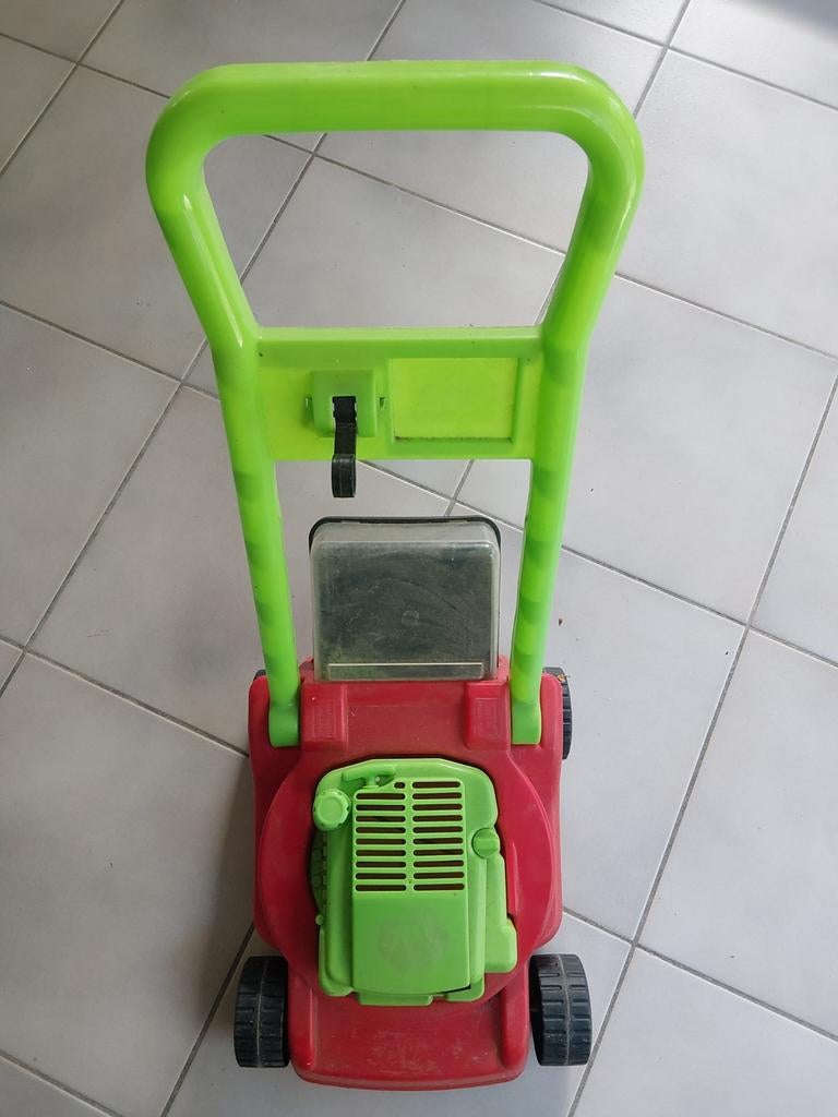 Kindergrasmachine, Ophalen