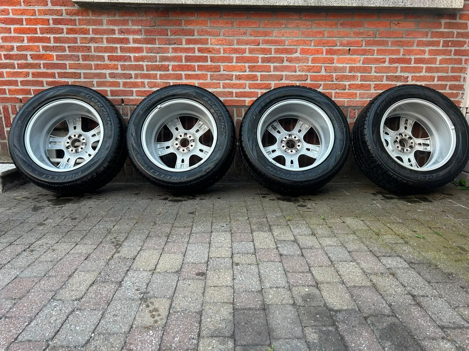 Roues d'hiver Pirelli Scorpion 255/55R18, Pneus et Jantes, Pneus hiver, 255 mm, Véhicule de tourisme