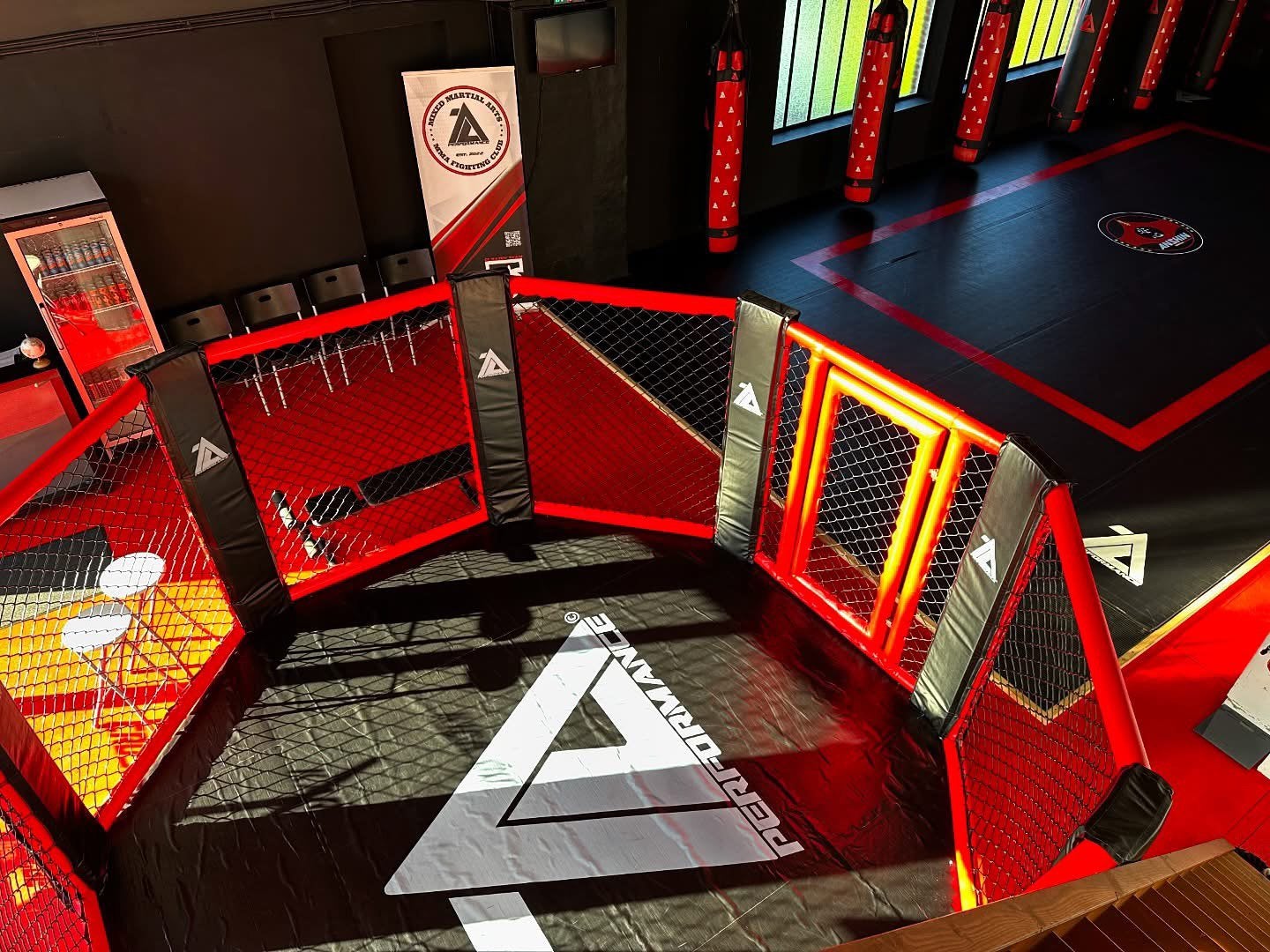 Salle MMA, KickBoxing, Enlèvement ou Envoi