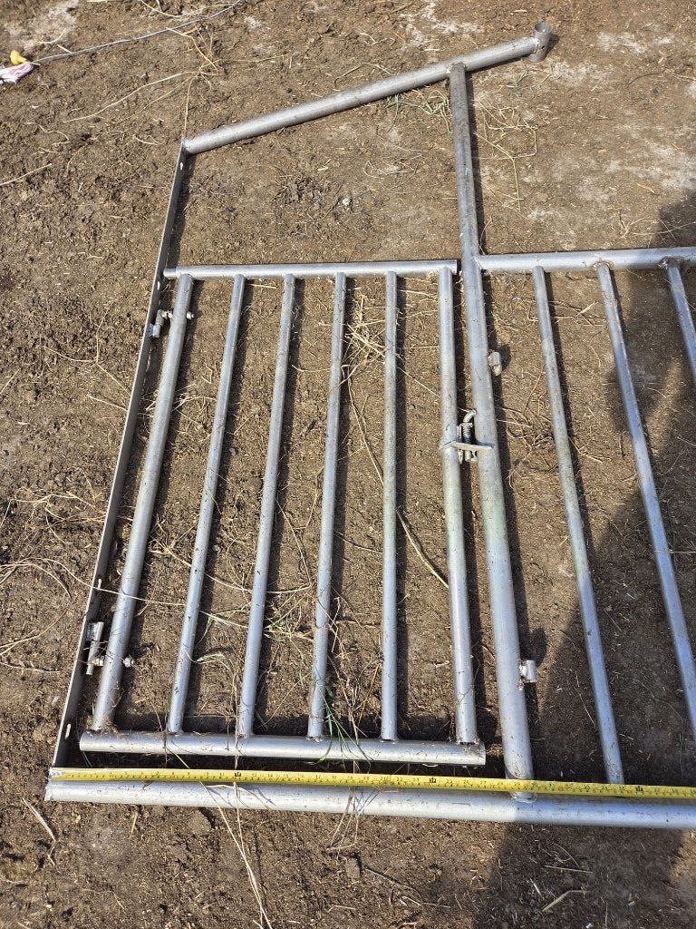 kalverhek, Dieren en Toebehoren