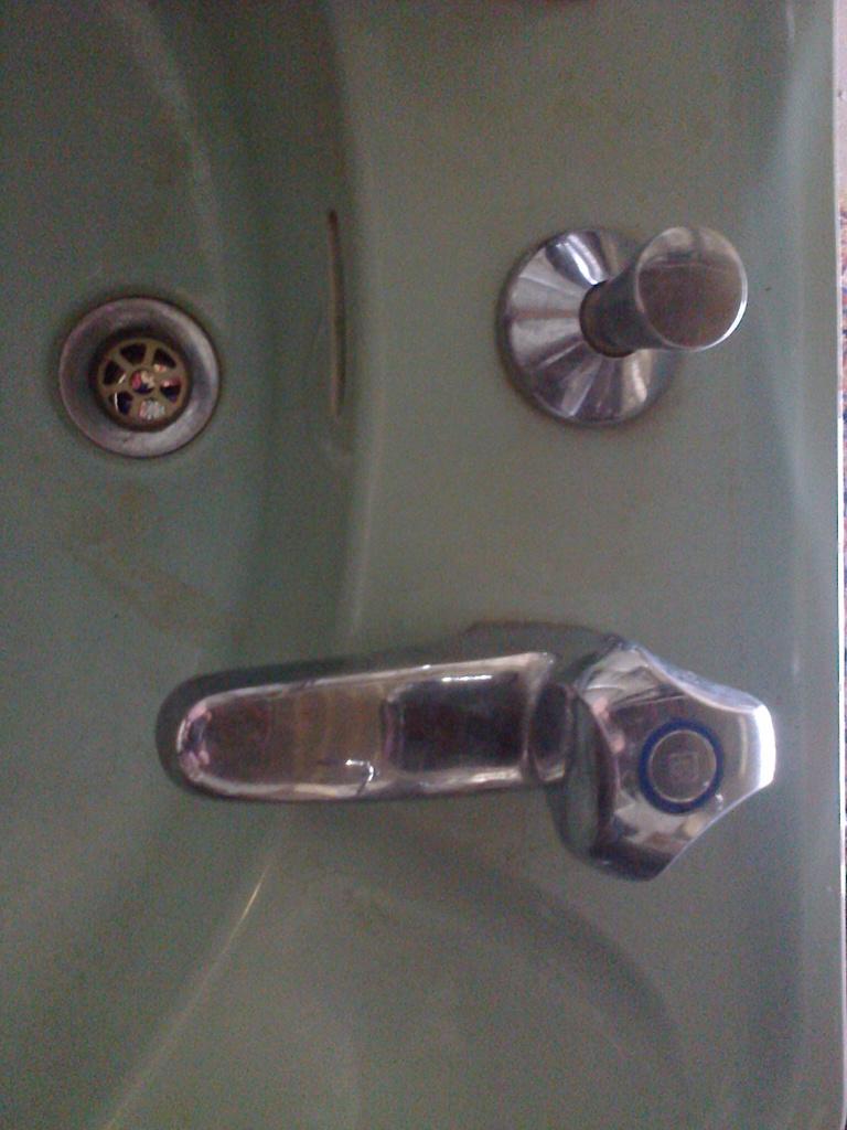 lavabo licht groen, Ophalen, Zo goed als nieuw, Koper, Wastafel
