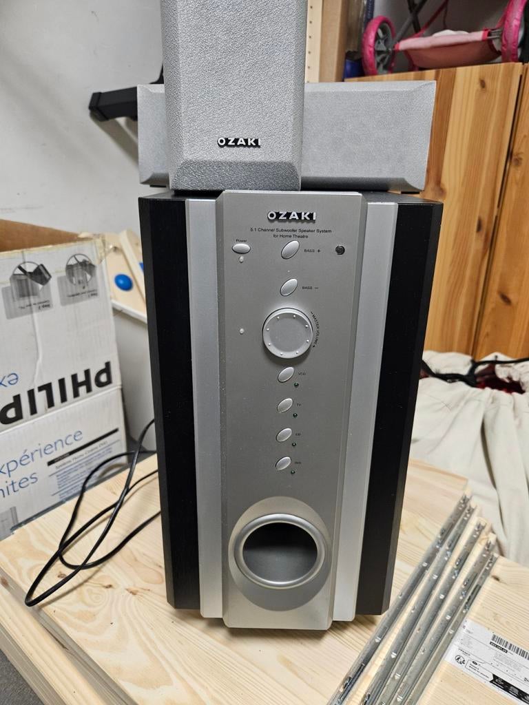 Ozaki 5.1 speaker system, Ophalen
