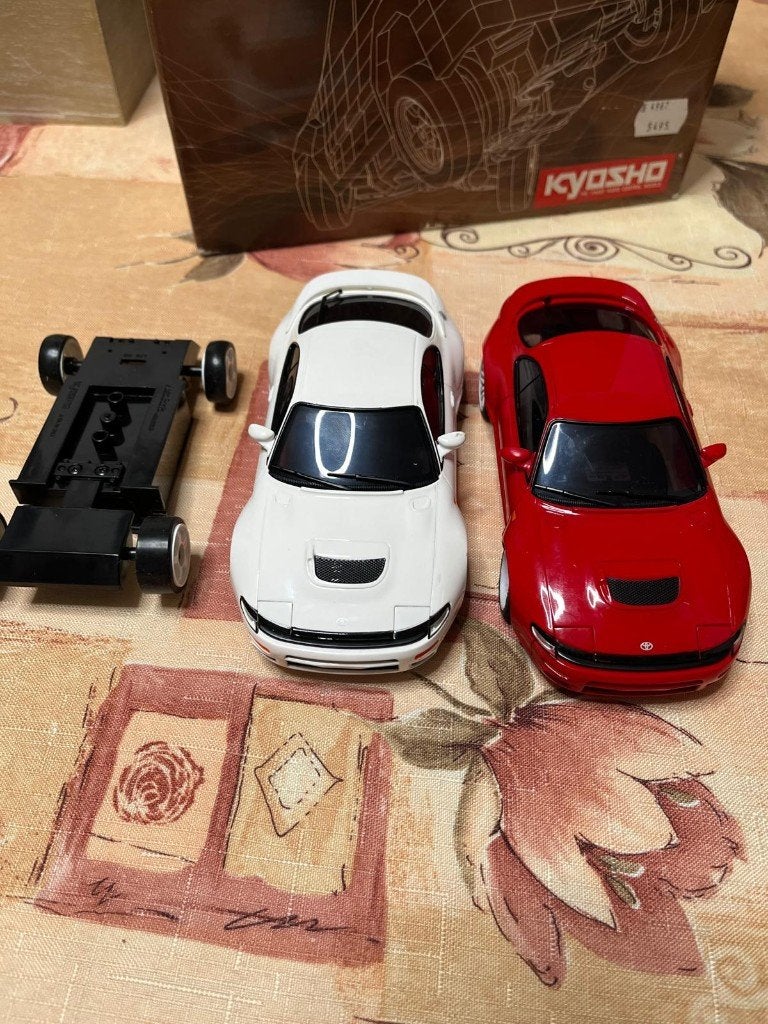 Ik ga een Kyosho Mini-Z kopen, Hobby & Loisirs créatifs, Autres échelles, Enlèvement ou Envoi, Électro, Comme neuf