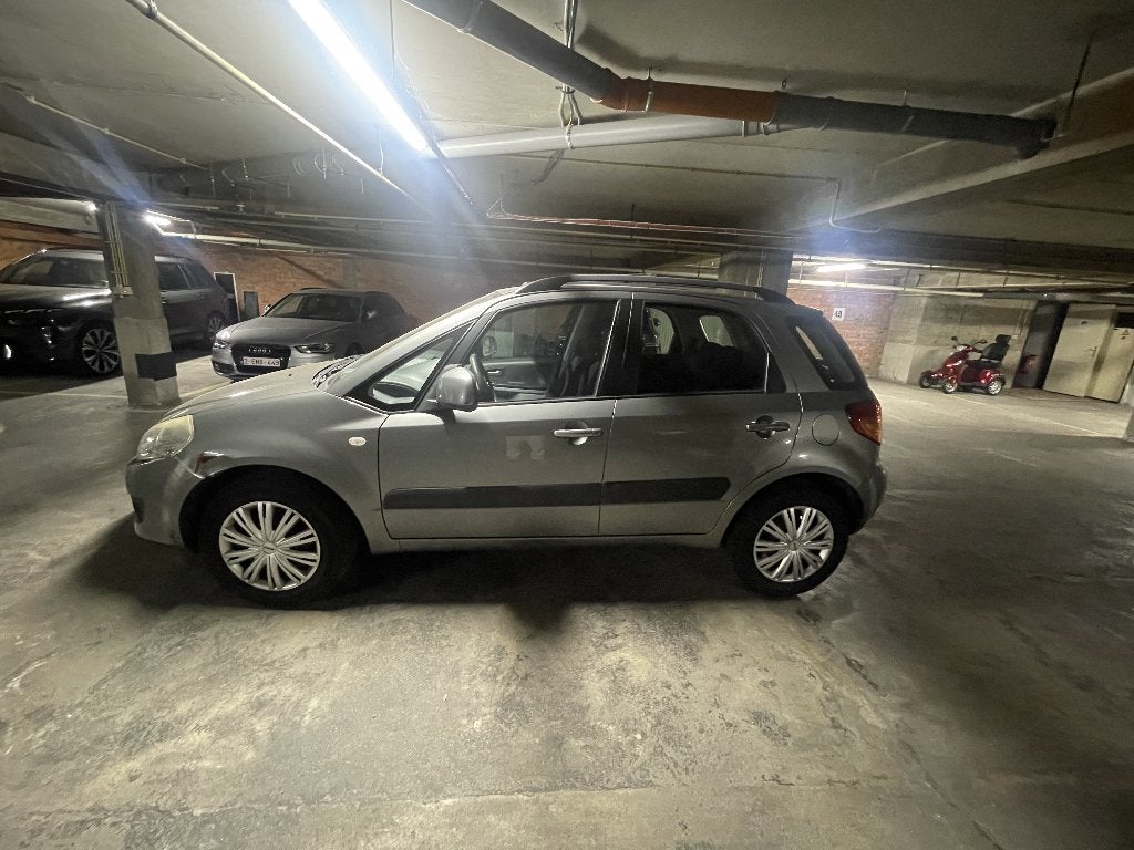 AUTO Suzuki SX4, Autos, Argent ou Gris, ABS, Noir, 5 portes