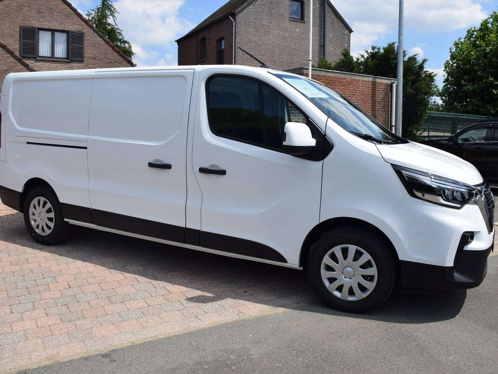 Nissan Primastar Primastar 2.0 dCi 30 L2H1 28500 + btw, Stof, 4 cilinders, Wit, Bedrijf