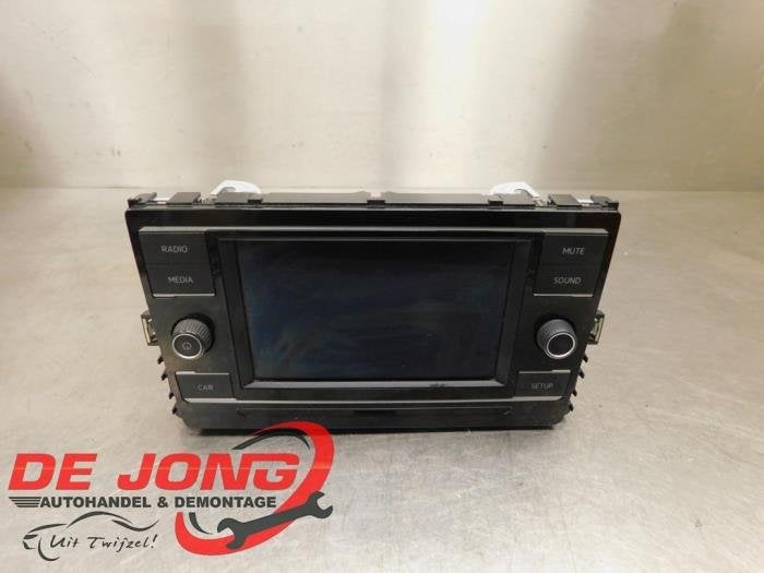Display Multi Media regelunit van een Volkswagen Golf, Gebruikt, -, Volkswagen, -