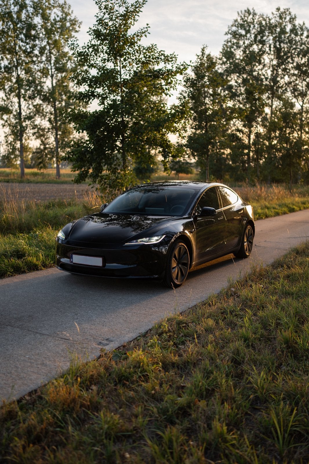 Tesla Model 3 | Dual Motor | Solid Black | Garantie, Auto's, Automaat, Dealer onderhouden, Zwart, Zwart