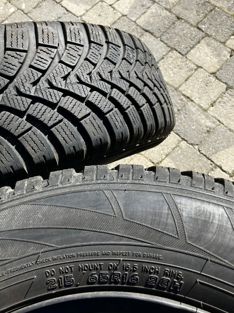 Ensemble de pneus d'hiver avec jantes d'hiver pour Jeep, Autos : Pièces & Accessoires, Pneus et Jantes, 16 pouces, Enlèvement