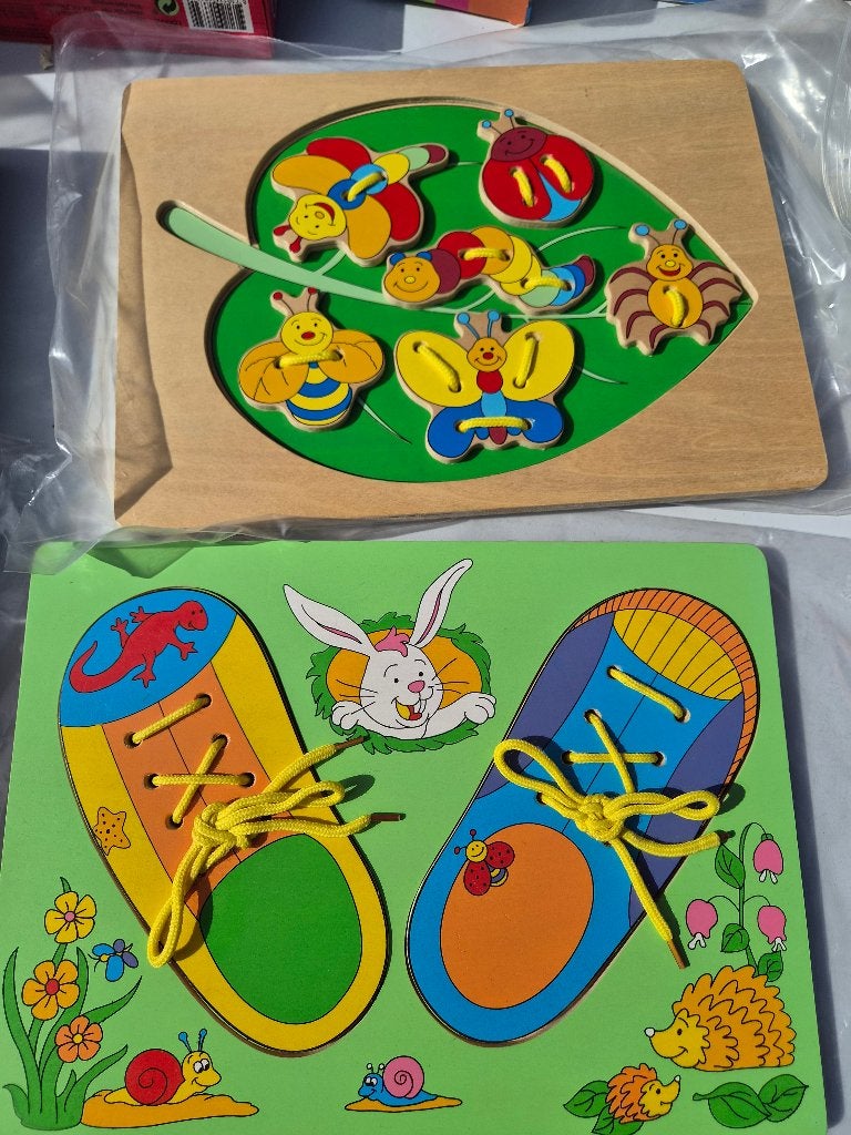 Houten bord met veters, Ophalen, Ontdekken
