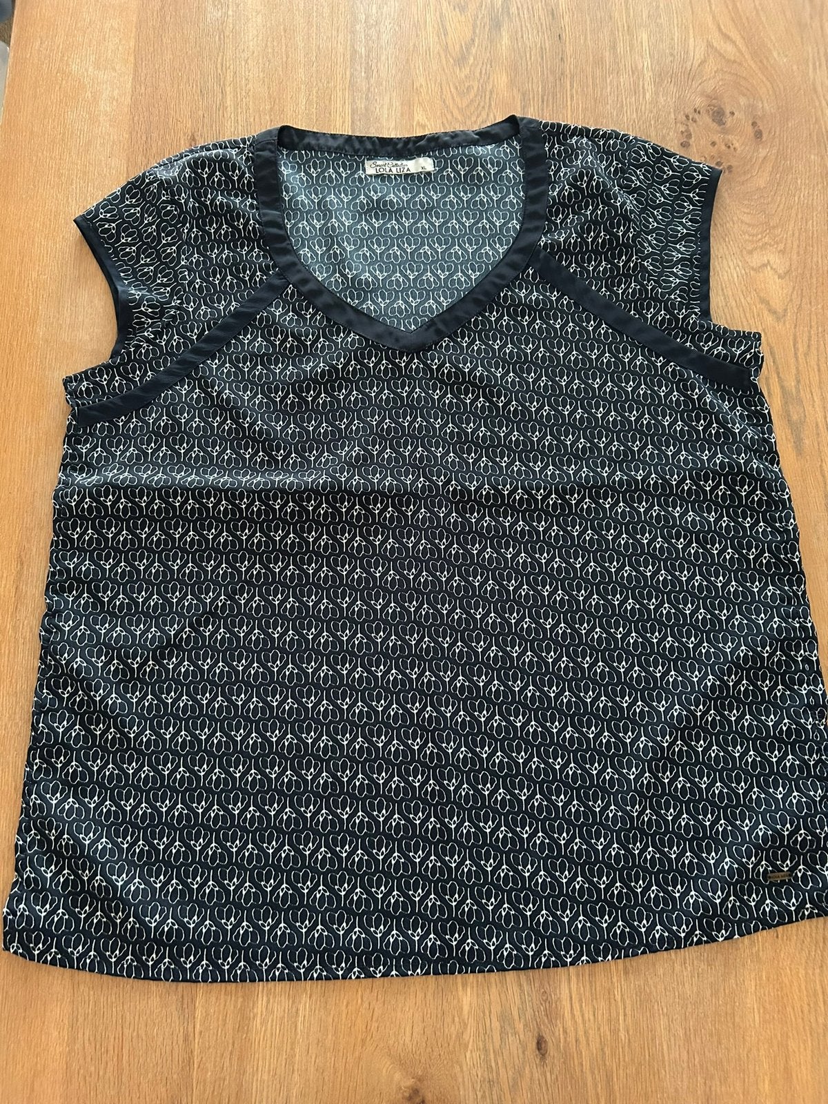 Donkerblauwe blouse LolaLiza maat XL, Kleding | Dames, Ophalen of Verzenden, Zo goed als nieuw, Maat 46/48 (XL) of groter, Blauw