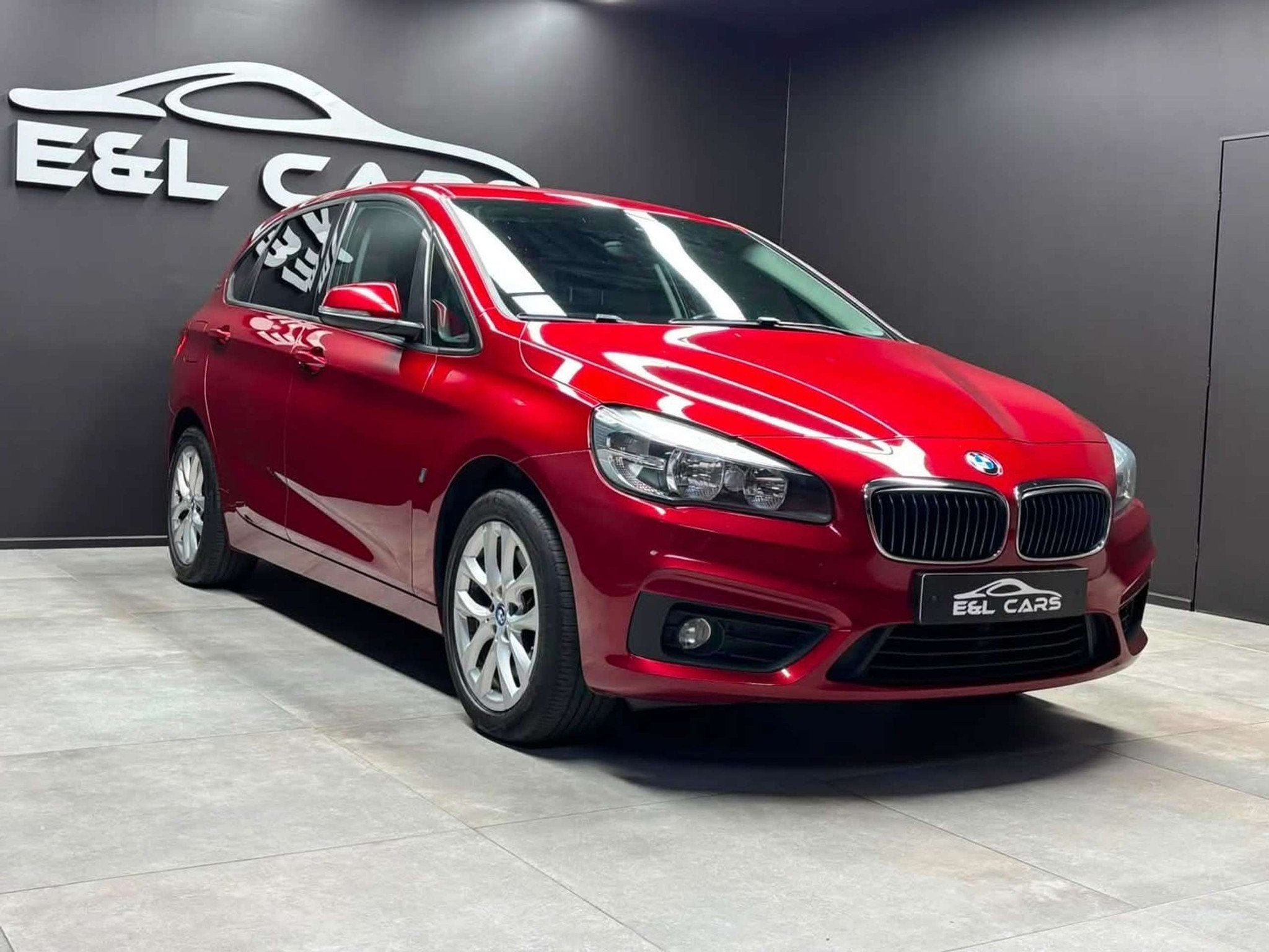 BMW 2 Serie 225 Active Tourer PHEV 225xeA (bj 2016), Auto's, BMW, Automaat, Stof, https://public.car-pass.be/vhr/cd87b360-9e9f-4c5e-bde0-60eb0b6eae63