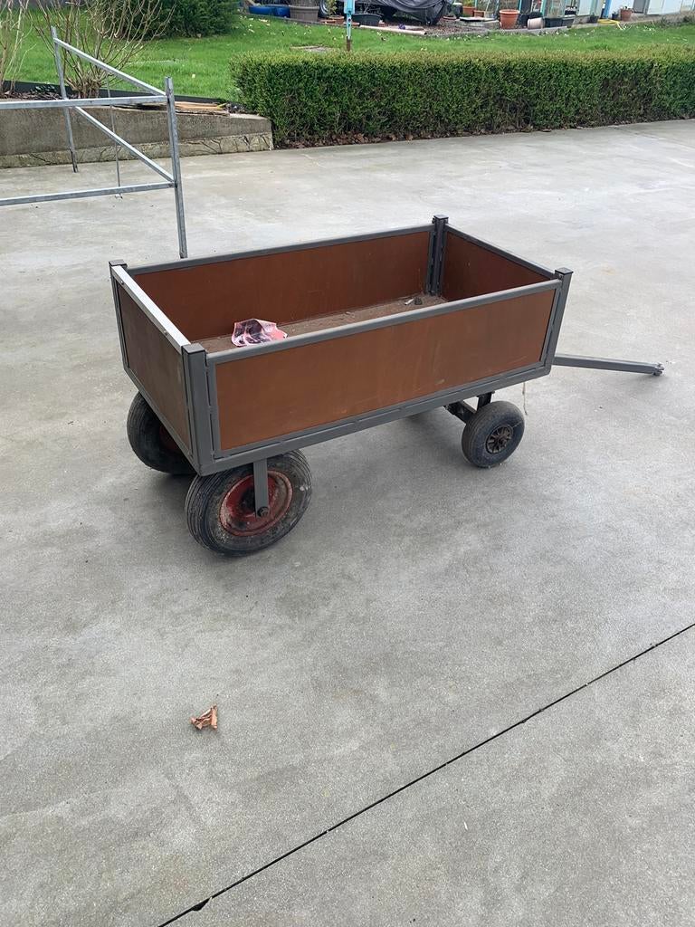 Kar voor zitmaaier, Ophalen, Zo goed als nieuw