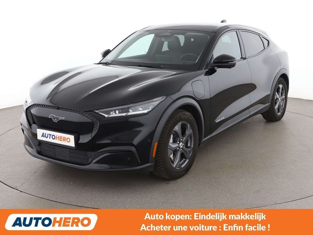 Ford Mustang Mach-E electric drive 198 kW (bj 2022), Auto's, Ford, Automaat, Achterwielaandrijving, Gebruikt, Zwart