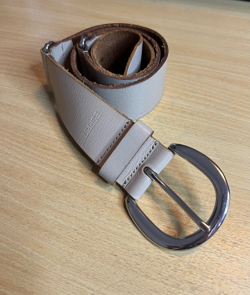 Ceinture style vintage Esprit en cuir de buffle véritable, Vêtements | Femmes, Cuir véritable, Enlèvement ou Envoi, Autres couleurs