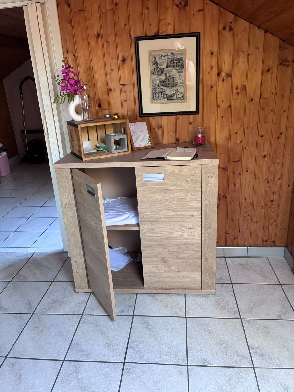 Luiertafel/opbergkast, Ophalen, Gebruikt, Hout