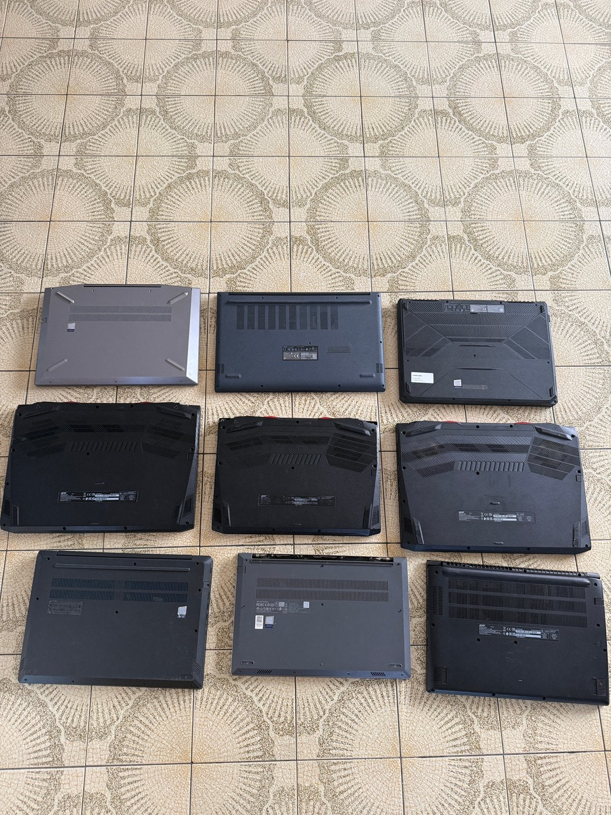 Laptop LOT Onderdelen of Reparatie, Enlèvement ou Envoi, Comme neuf
