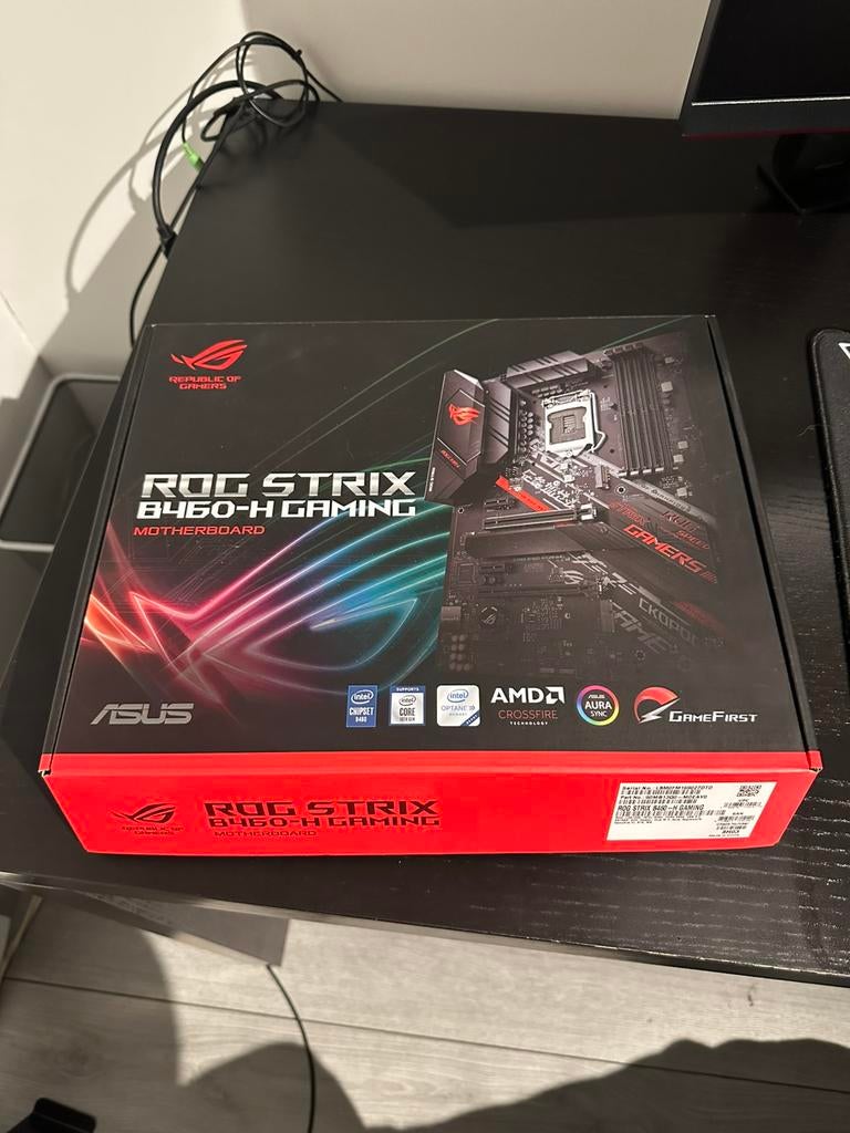 ASUS ROG Strix B460-H Gaming moederbord (DDR4), Computers en Software, Verzenden, Zo goed als nieuw, Intel, DDR4