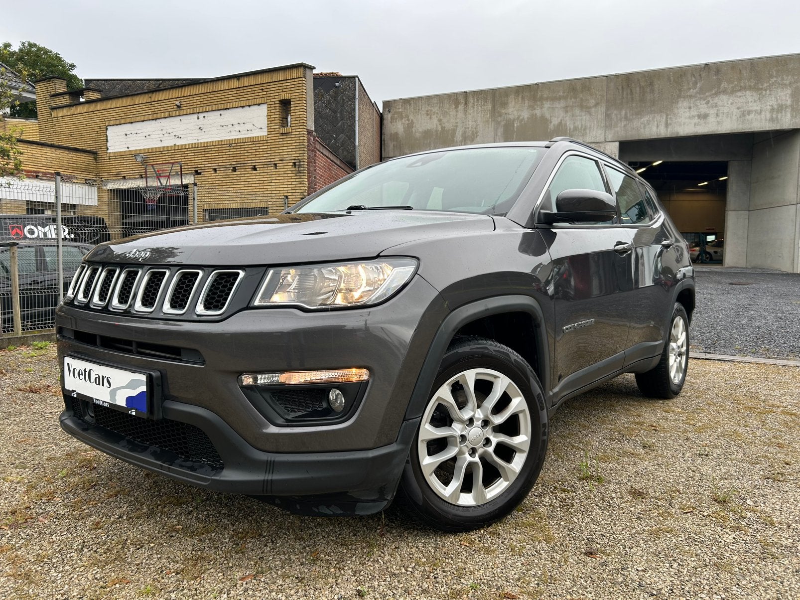 Jeep Compass 1.3 Turbo / Benzine / AUTOMAAT, Auto's, 4 cilinders, Leder en Stof, https://public.car-pass.be/vhr/f0e4b344-8eea-4124-9132-9e9b0a90a4ee
