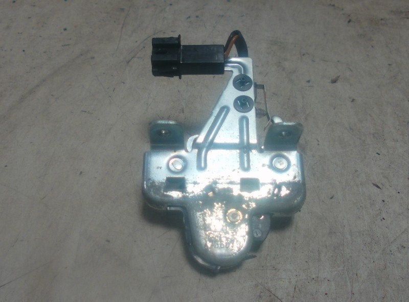 DIVERS VEROUILLAGE Saab 9-5 (YS3E) (01-1997/12-2009), Saab-de-info@saabgroup.com, Marienbergstraße  96
90411  Nürnberg, DE, Utilisé