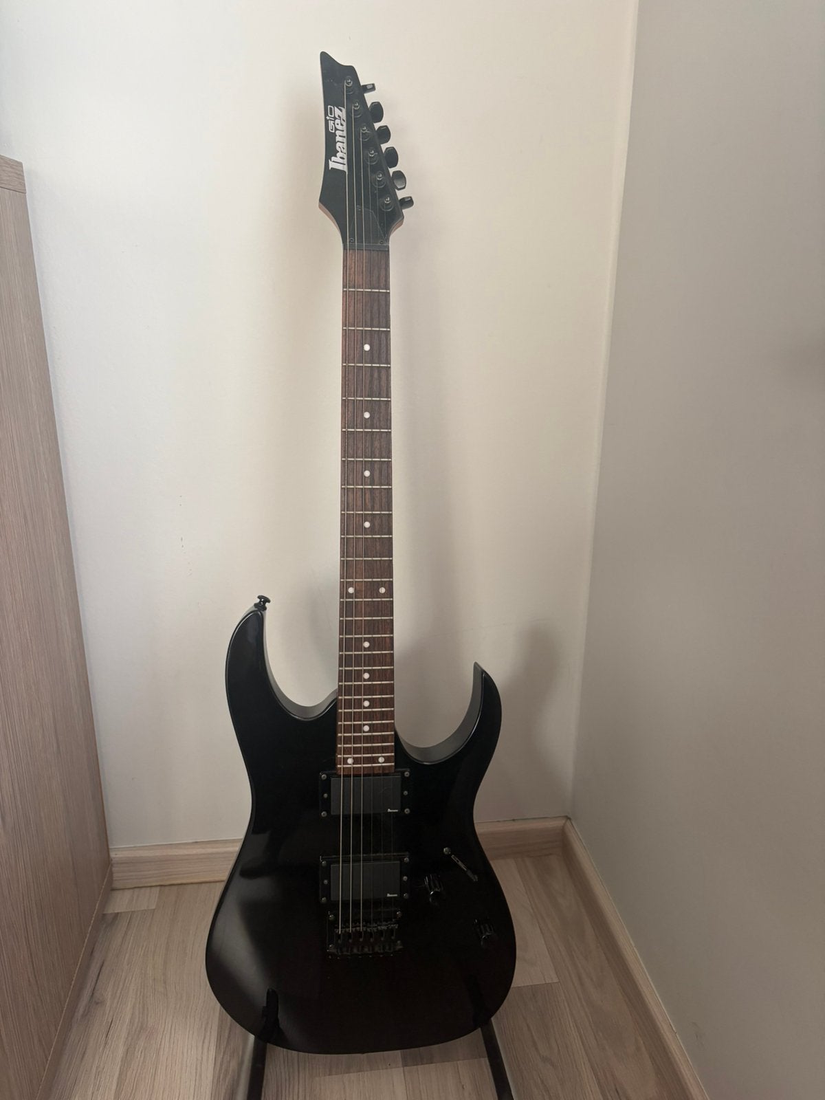 Elektrische gitaar, Muziek en Instrumenten, Ophalen, Zo goed als nieuw, Solid body, Ibanez