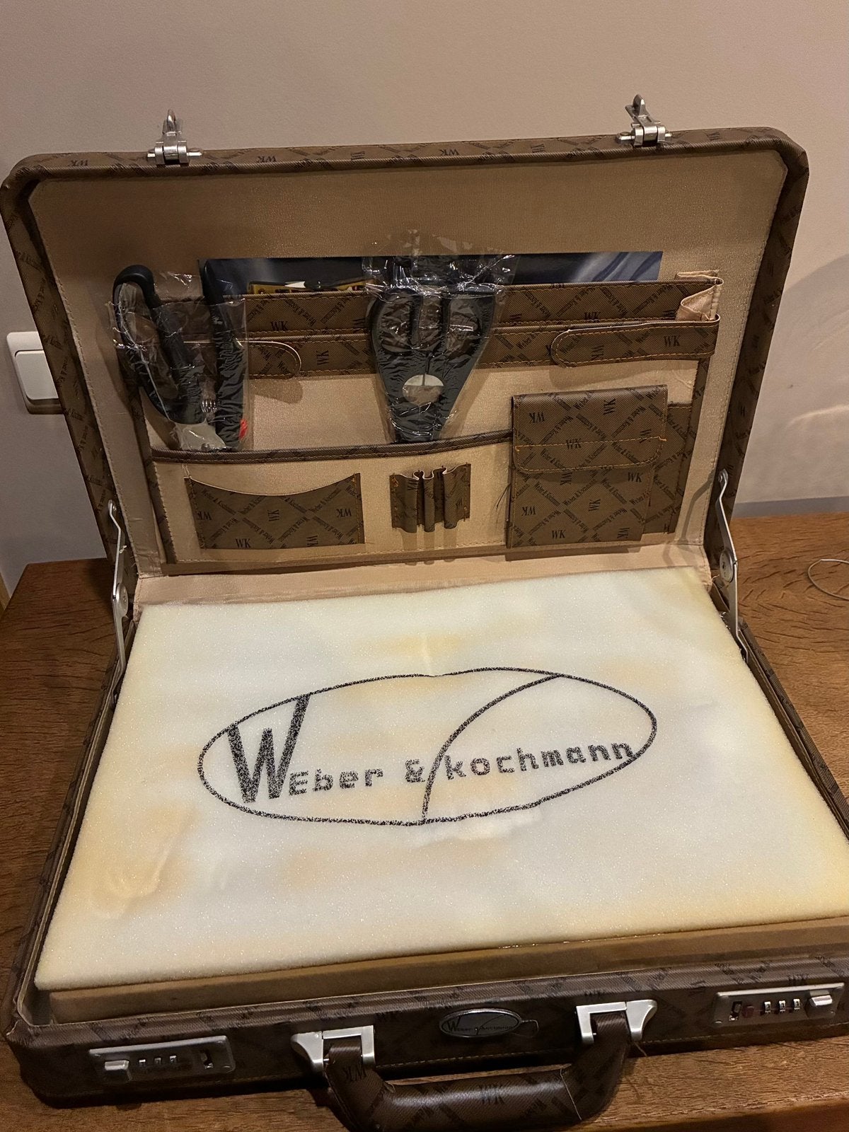 Weber & kochmann messenset, Huis en Inrichting, Ophalen, Nieuw, Messenset